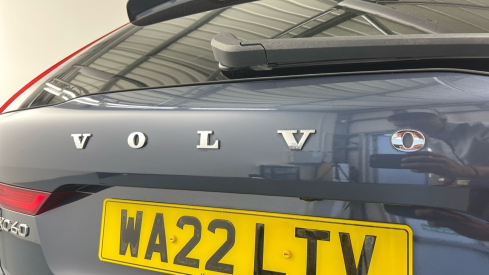Volvo XC60 Inscription Pro Black #36