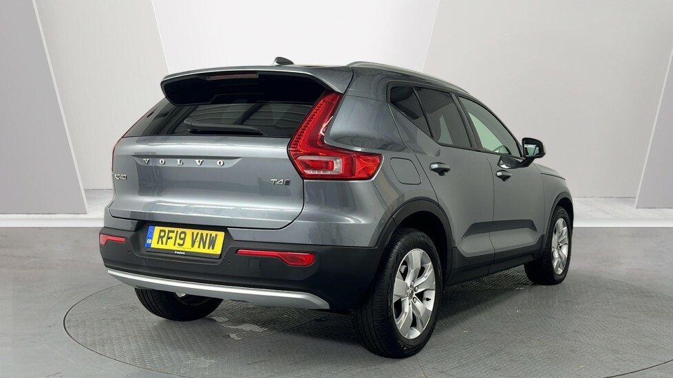 Volvo XC40 T4 Awd Momentum Tints, Heated Seats Grey #2