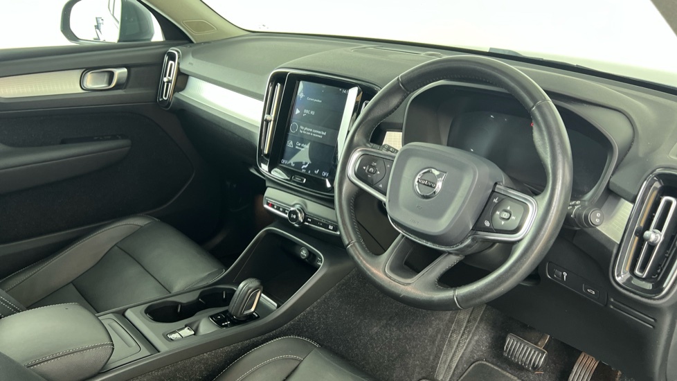 Volvo XC40 T4 Awd Momentum Tints, Heated Seats Grey #4