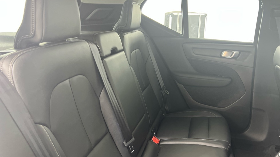 Volvo XC40 T4 Awd Momentum Tints, Heated Seats Grey #6