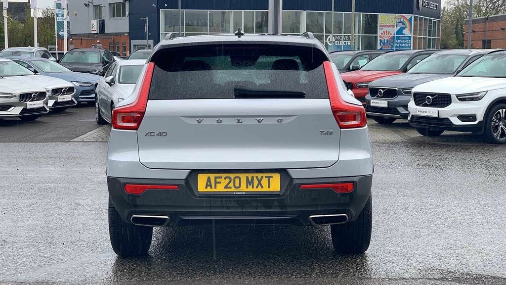 Volvo XC40 2.0 B4p Inscription Pro Grey #177