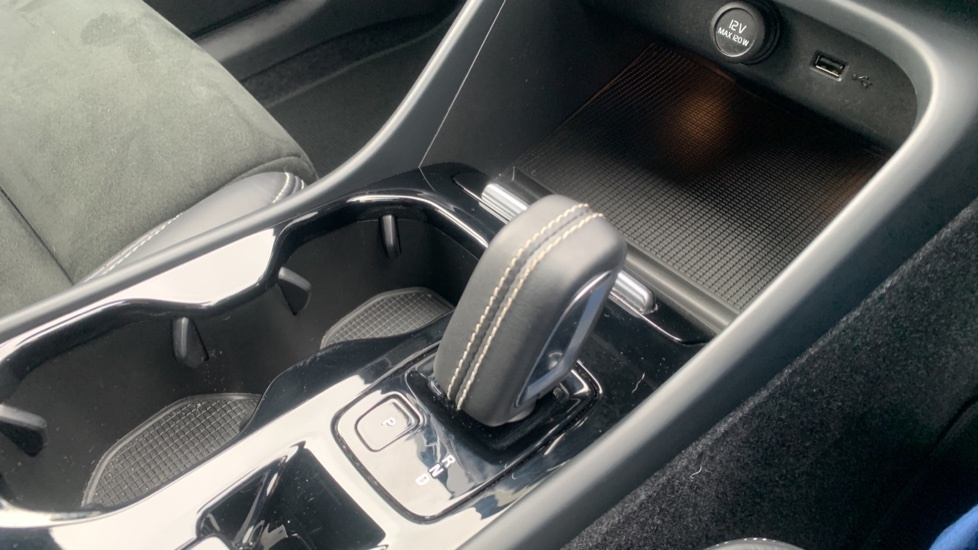 Volvo XC40 2.0 B4p Inscription Pro Grey #40