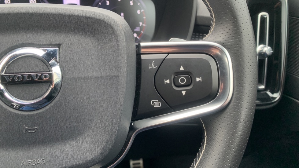 Volvo XC40 2.0 B4p Inscription Pro Grey #55