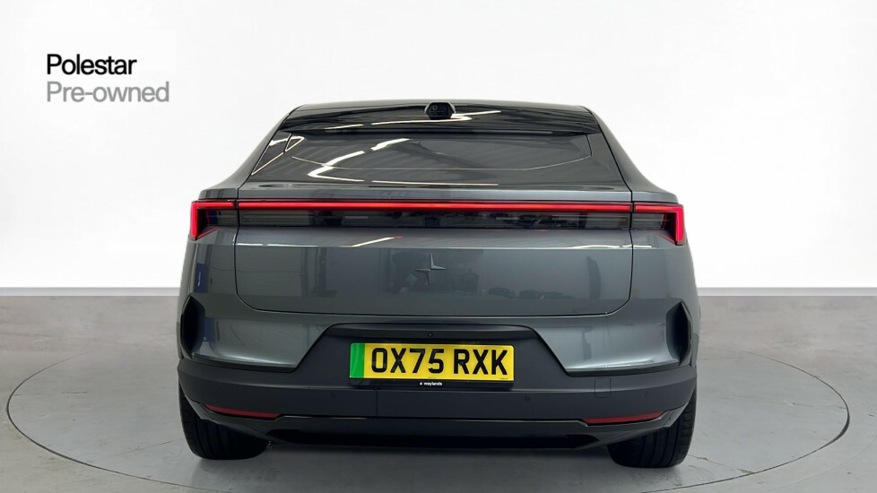 Polestar 4 Long Range Single Motor - Plus - Pilot #4