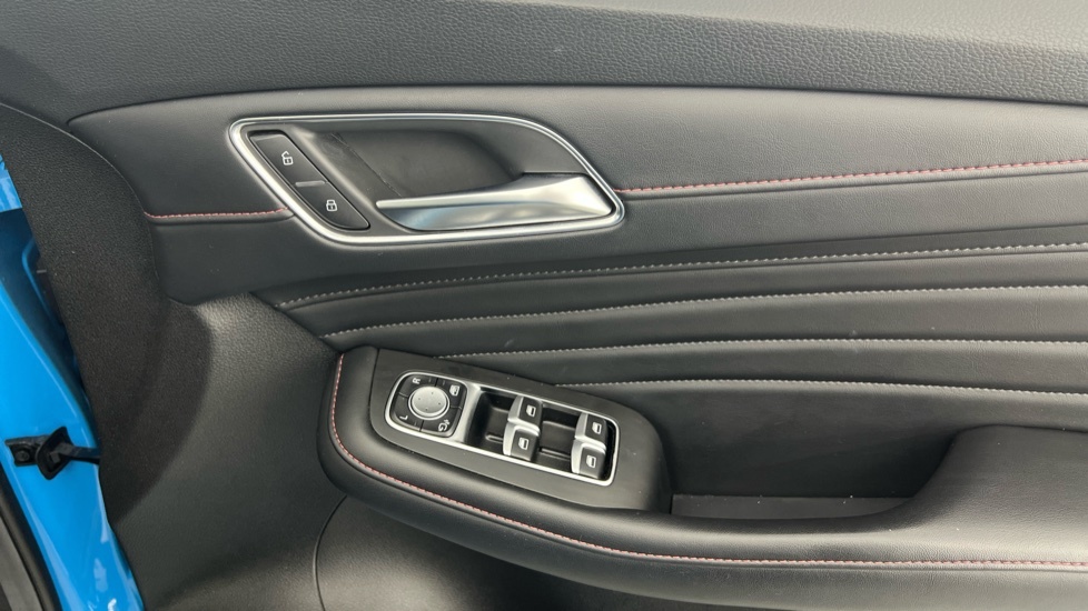 MG HS 1.5 T-gdi 16.6 Kwh Trophy Euro 6 Ss #15