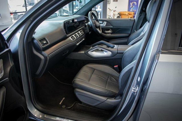 Mercedes-Benz GLS Class 400 Night Ed Exec D 4 Black #35
