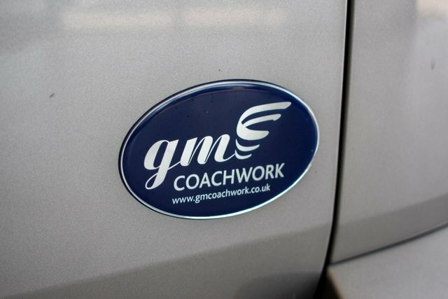 Volkswagen Caravelle Mpv White #29
