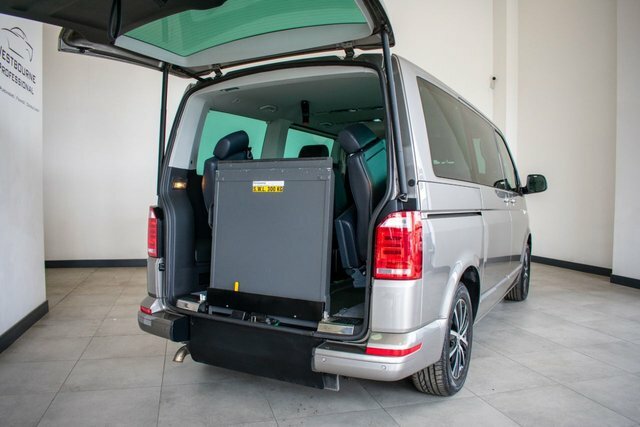 Volkswagen Caravelle Mpv White #21