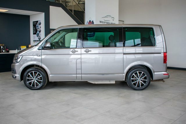 Volkswagen Caravelle Mpv White #8