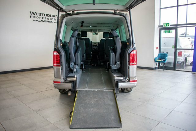 Volkswagen Caravelle Mpv White #22