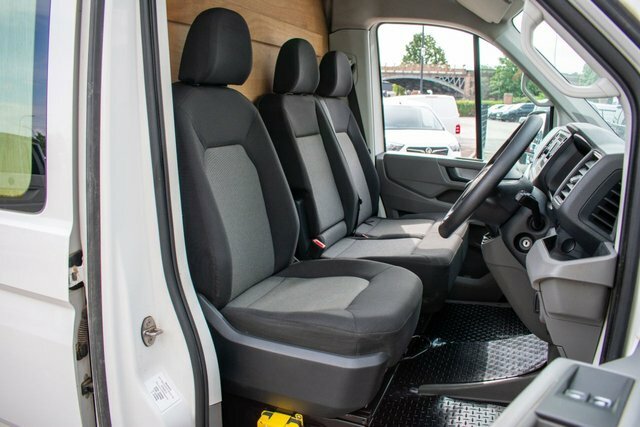 Volkswagen Crafter 2.0 Tdi Cr35 Startline Utility Double Cab Tipper 4 White