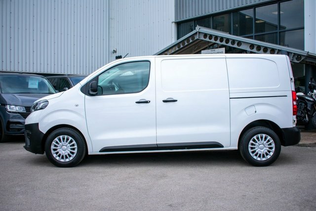 Toyota PROACE 2.0D Icon Medium Panel Van 6Dr Mwb E White #5