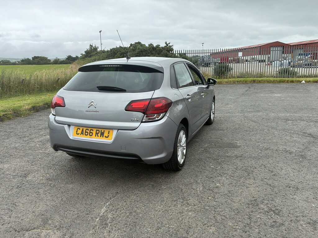 Citroen C4 2017 1.6 Bluehdi 7 Seater 2017,Bluetooth,dab,cruis Red #9