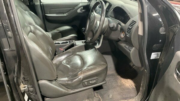 Nissan Navara  Silver #10