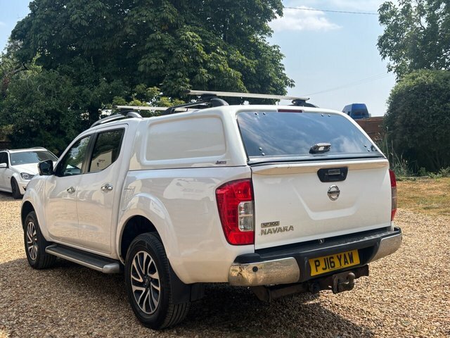 Nissan Navara 2.3 Dci Tekna Pickup Double Cab PJ16YAW White #5