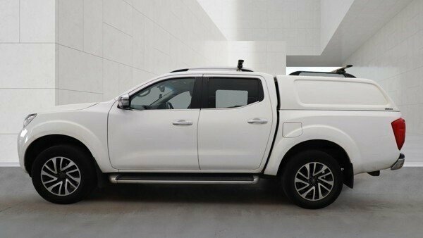 Nissan Navara 2.3 Dci Tekna Pickup Double Cab White #6