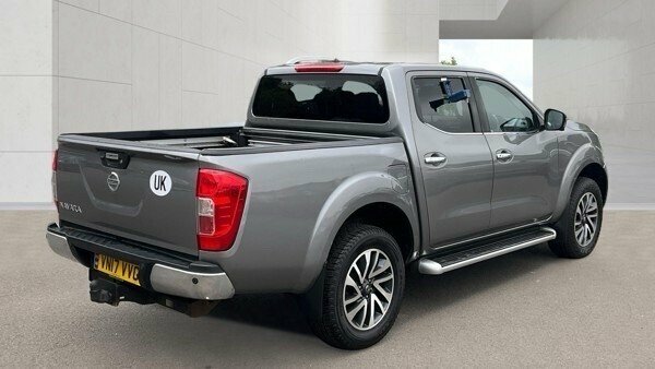 Nissan Navara 2.3 Dci Tekna Pickup Double Cab Grey #4