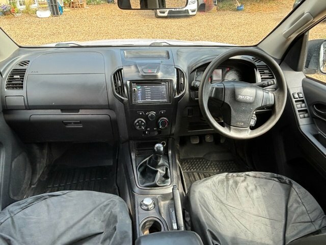 Isuzu D-Max 1.9 Td Blade 4Wd Euro 6 Black #13