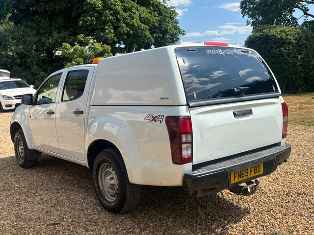 Isuzu D-Max 1.9 Td Blade 4Wd Euro 6 Black #8