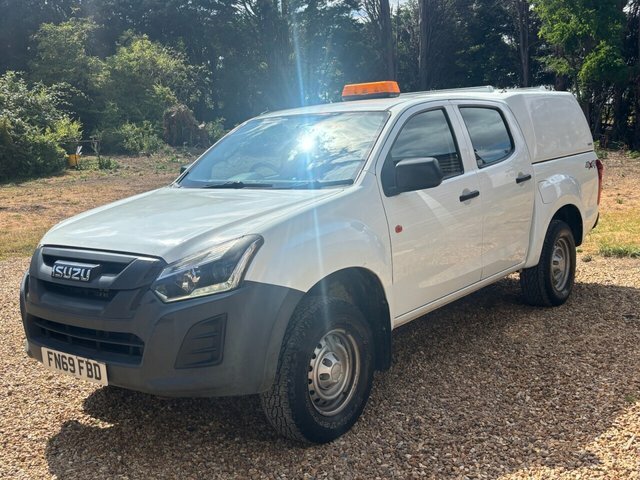 Isuzu D-Max 1.9 Td Utility Pickup Double Cab White #5