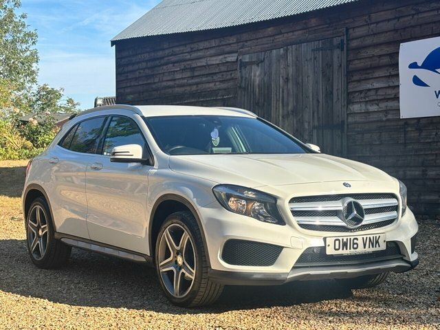 Mercedes-Benz GLA Class 2.1 Gla200d Amg Line Suv 7G-dct 4Matic OW16VNK White #2