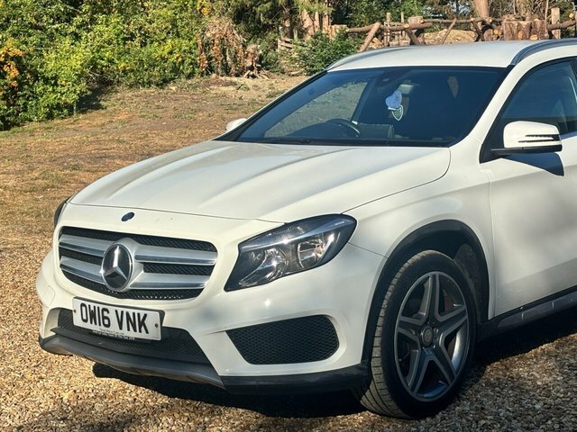 Mercedes-Benz GLA Class 2.1 Gla200d Amg Line Suv 7G-dct 4Matic OW16VNK White #6