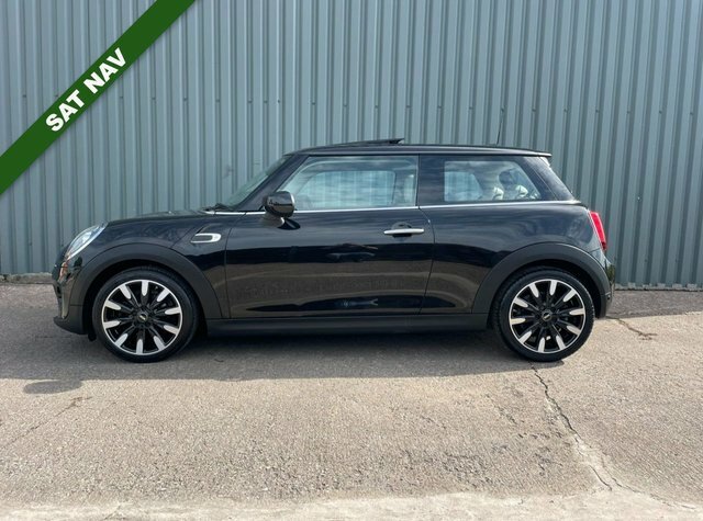 Mini Hatch 2020 1.5 Cooper Exclusive Hatchback Ste LR20ZYE Black #4