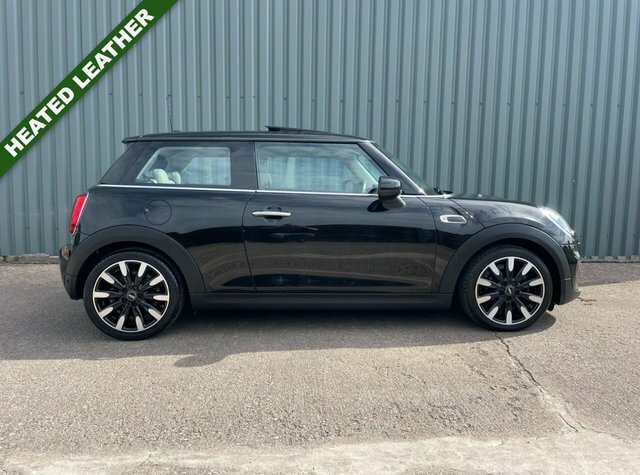 Mini Hatch 2020 1.5 Cooper Exclusive Hatchback Ste LR20ZYE Black #3