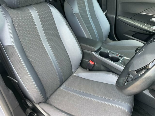 Peugeot 2008 Active Grey #10