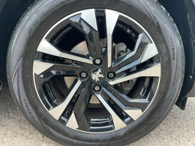 Peugeot 2008 2020 1.2 Puretech Allure Premium Suv Ma Grey #6