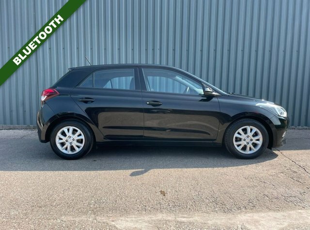 Hyundai I20 2017 1.2 Se Hatchback Euro 6 84 Black #3