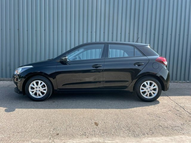 Hyundai I20 2017 1.2 Se Hatchback Euro 6 84 Black #4