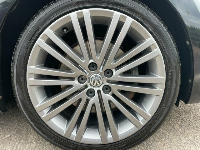 Volkswagen Polo 2016 1.4 Tsi Bluemotion Tech Act Bluegt Hatchback ME16DFU Black #6
