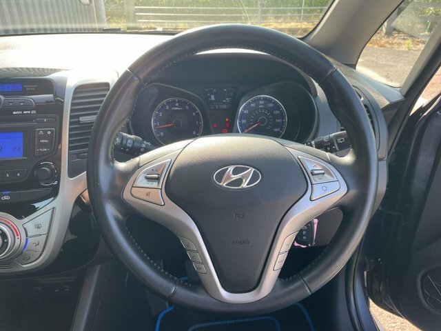 Hyundai Ix20 2017 1.4 Blue Drive Se Hatchback Grey #6