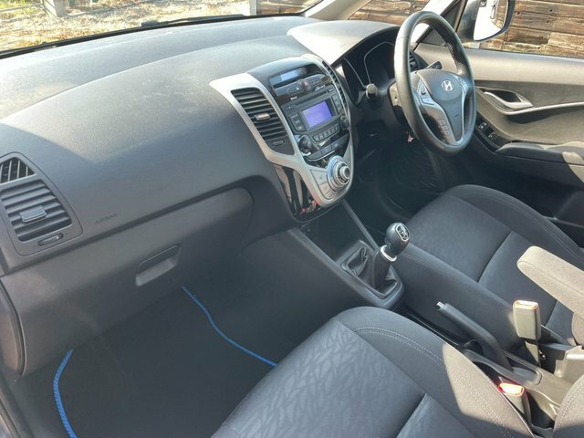 Hyundai Ix20 1.6 Se White #10