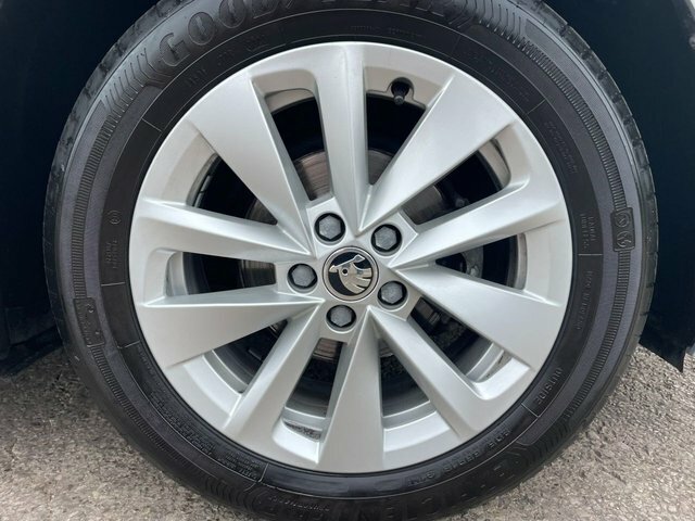 Skoda Scala 2023 1.0 Tsi Se Technology Hatchback Ma Silver #6