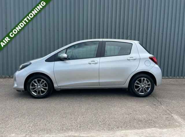 Toyota Yaris 2015 1.33 Dual Vvt-i Icon Hatchback Mul Silver #4