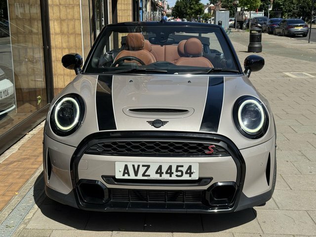 Mini Convertible 2.0 Cooper S Exclusive Convertible Step Grey