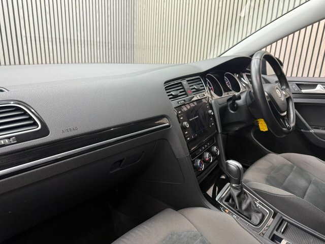 Volkswagen Golf 1.6 Tdi Gt Hatchback Dsg Euro 6 S S FP68XPD Grey #5