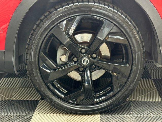 Nissan Qashqai 1.5 Dci Tekna Suv Euro 6 S S DN68VJG Red #4