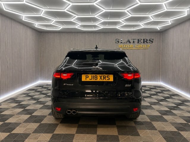 Jaguar F-Pace Blue #32