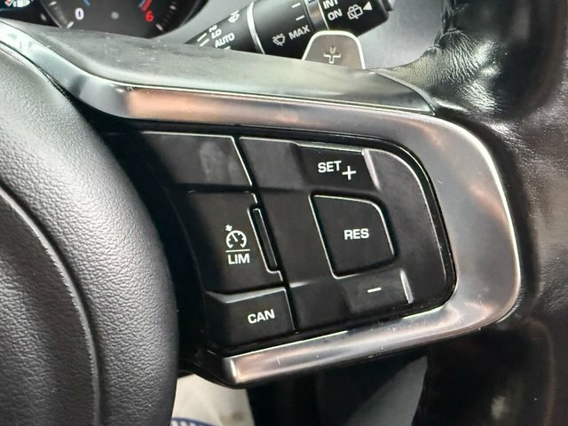 Jaguar F-Pace Blue #14