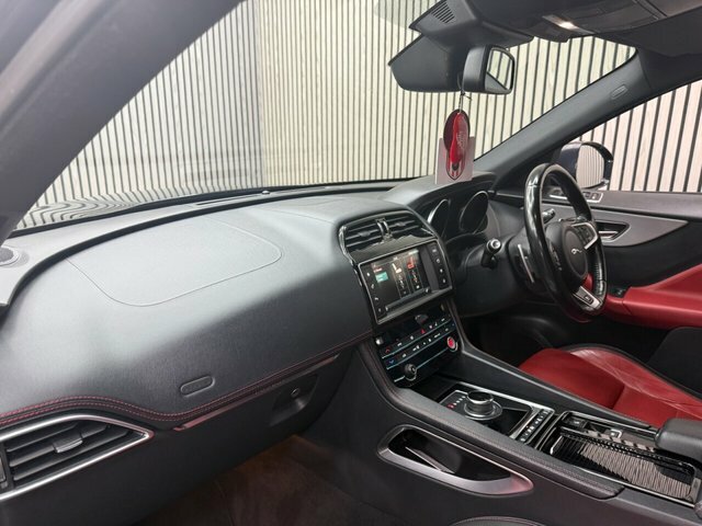 Jaguar F-Pace 2.0 D180 R-sport Suv Awd Euro 6 S Black #5