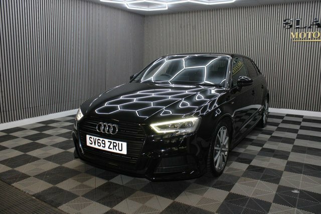 Audi A3 1.5 Tfsi Cod 35 Black Edition Sportback SV69ZRU Black #5