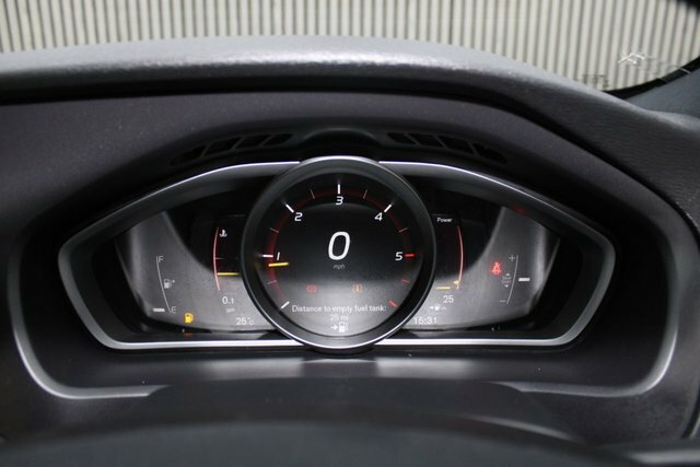 Volvo V40 2.0 D4 R-design Lux Nav 188 Bhp Silver #18