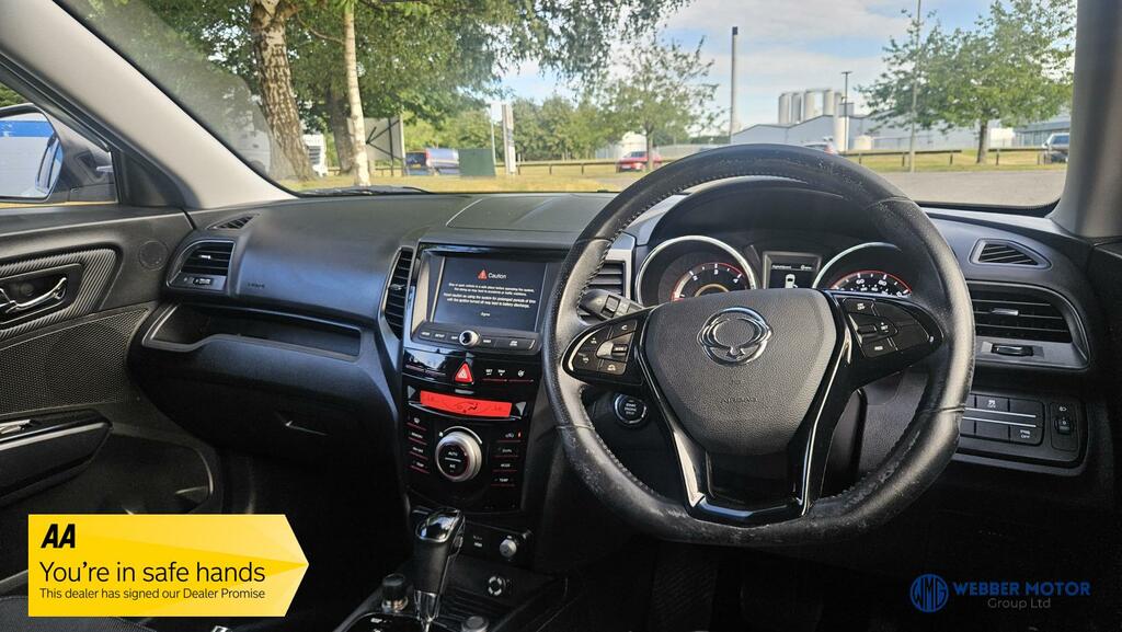 SsangYong Tivoli XLV Elx Red #10