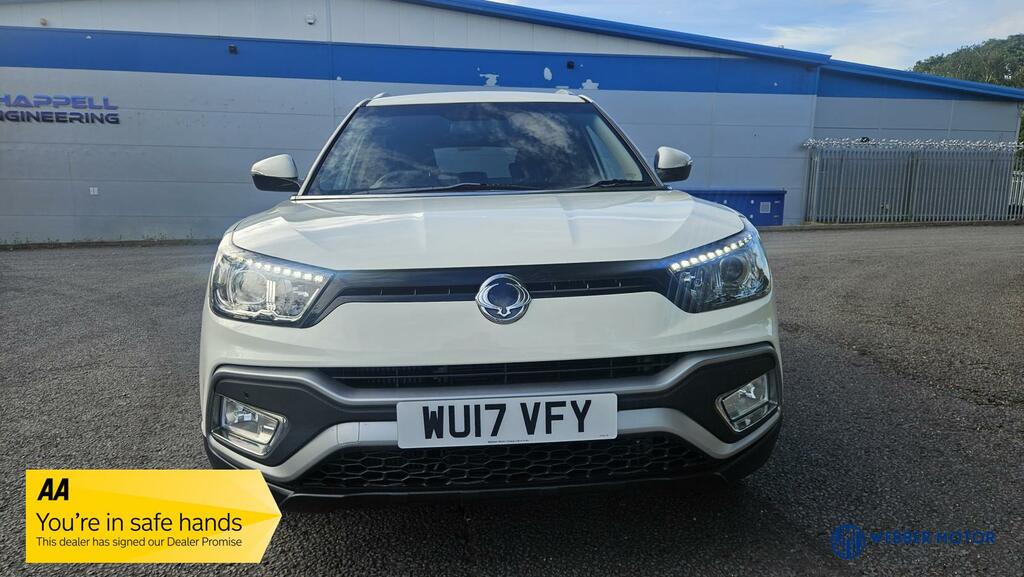 SsangYong Tivoli XLV Elx Red #7