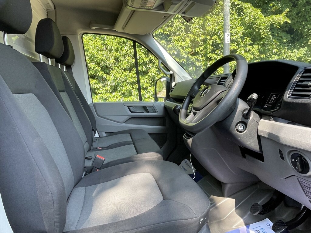 Volkswagen Crafter Mpv White #14