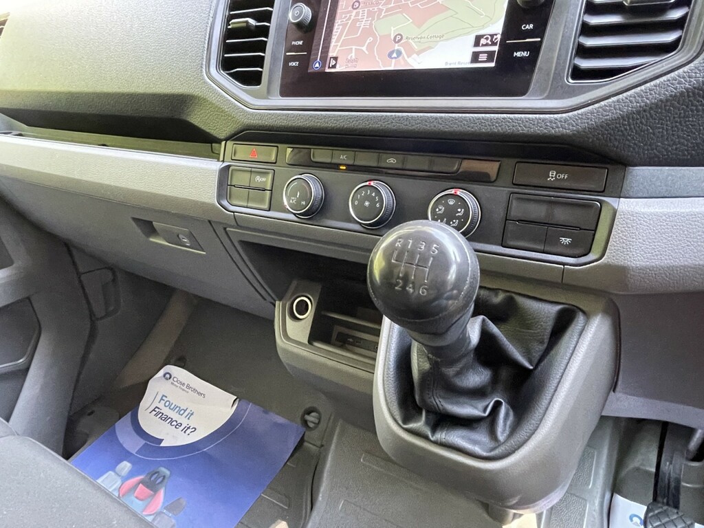 Volkswagen Crafter Mpv White #17