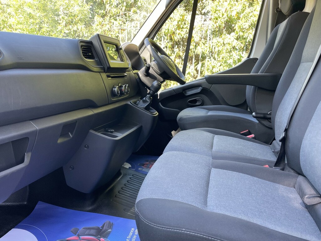 Nissan InterStar F33 Tekna Dci L2h2 Silver #16